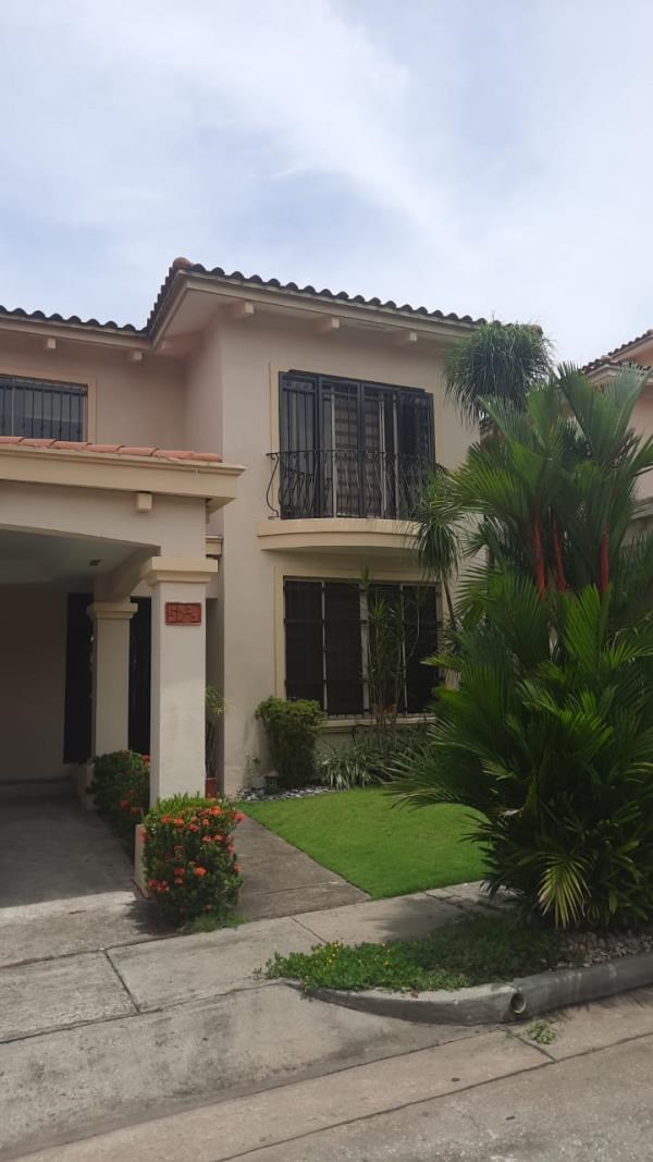 Remax real estate, Panama, Panama - El Dorado, HOUSE FOR SALE - EL DORADO - PASEO EL DORADO - PANAMA CITY